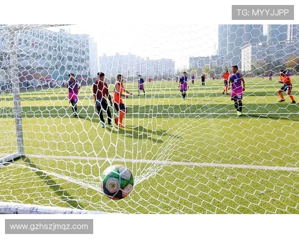 足球比赛中的长传球战术与精准传递技巧